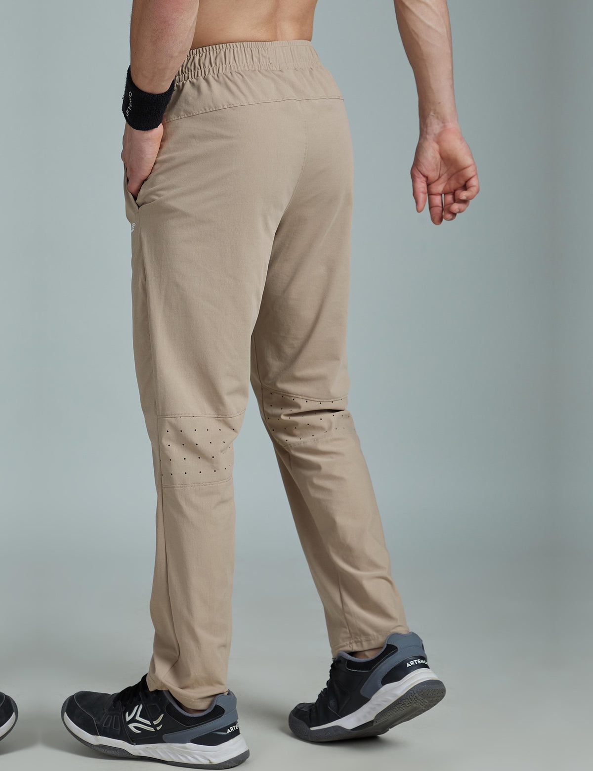 Cloud-Cot Active Track Pant Beige – back