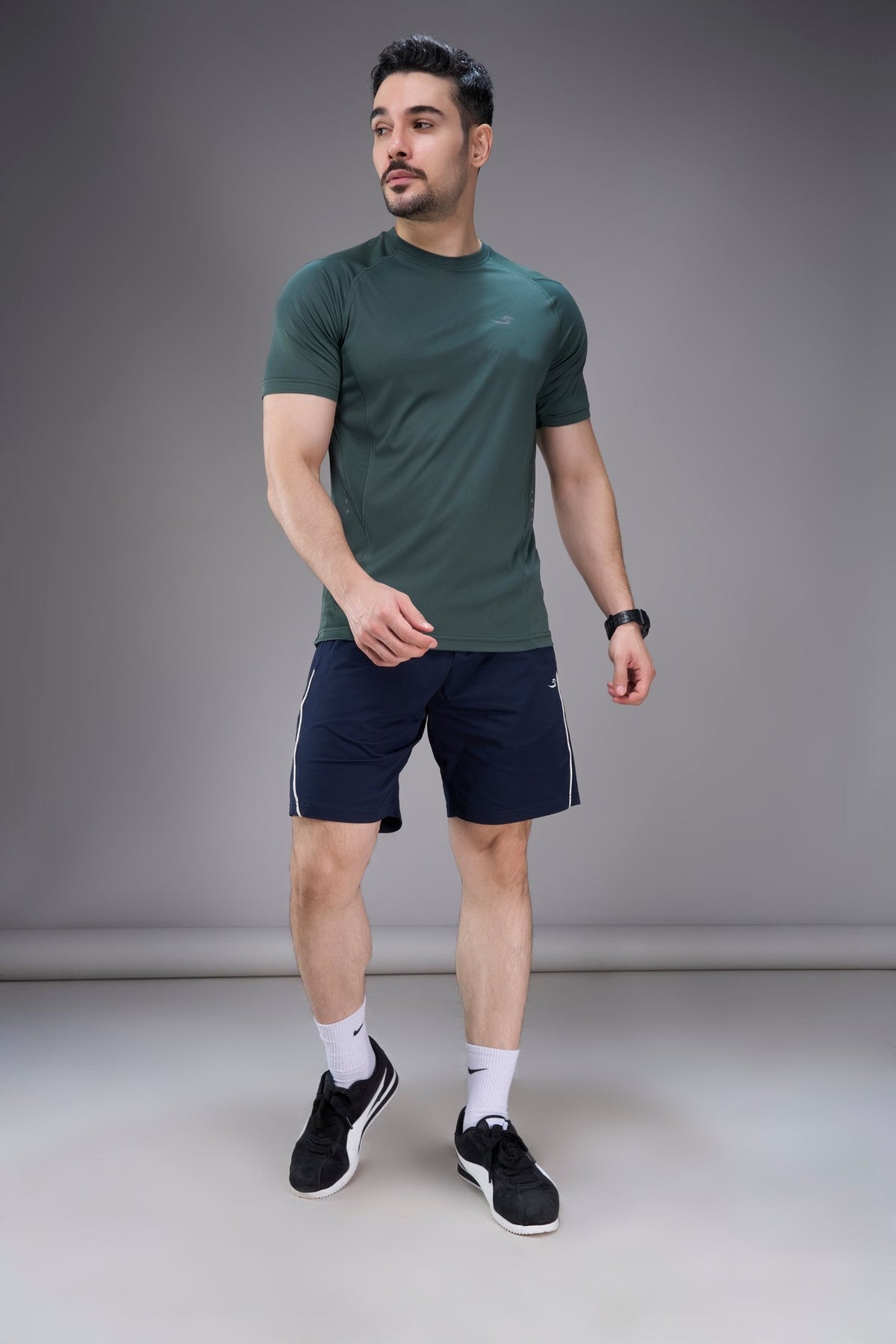 Sportzfit Men's Cool-Tech Tee in Ivy Green – full-length front view